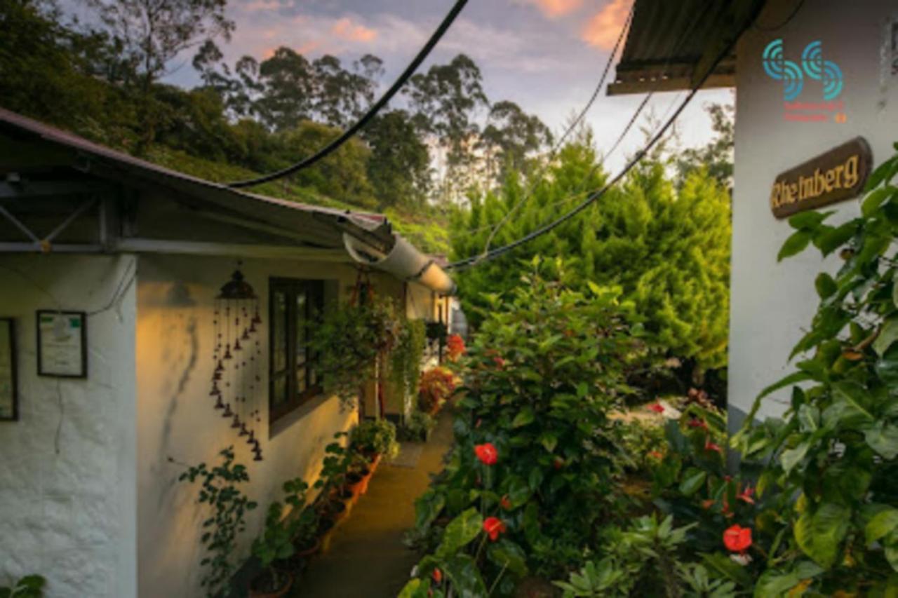Hotel Rheinberg Town Haus à Munnar Extérieur photo
