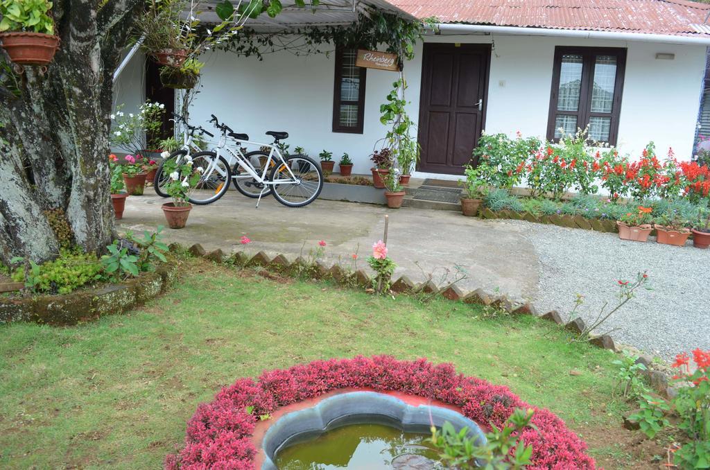 Hotel Rheinberg Town Haus à Munnar Extérieur photo