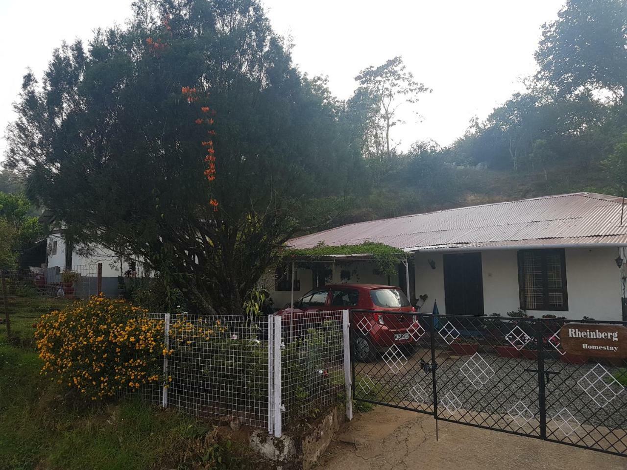 Hotel Rheinberg Town Haus à Munnar Extérieur photo